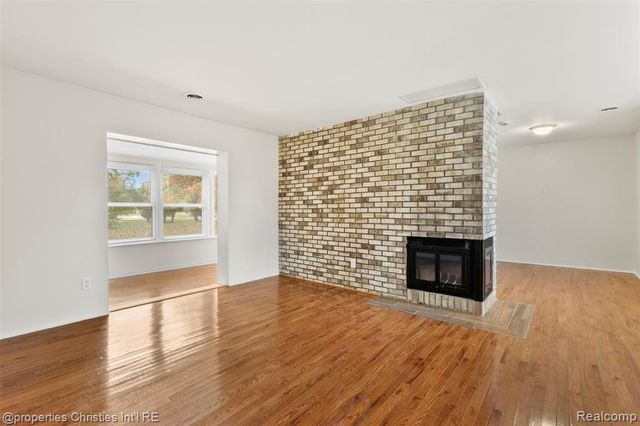 23885 Lee Baker Drive, Southfield, MI 48075