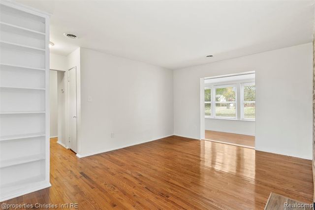 23885 Lee Baker Drive, Southfield, MI 48075