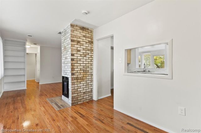 23885 Lee Baker Drive, Southfield, MI 48075