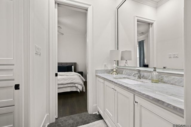 10744 Cane River Dr, Saint George, LA 70810