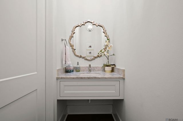 10744 Cane River Dr, Saint George, LA 70810