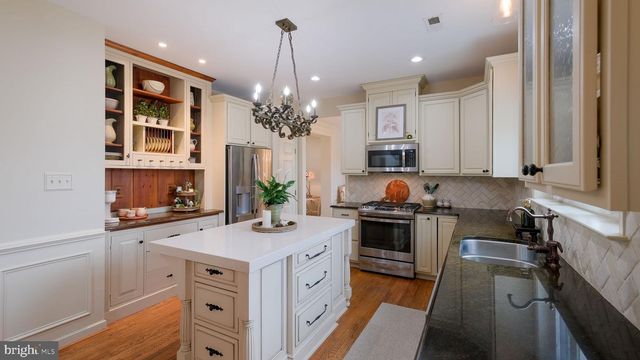 20 ENDSLOW LN, Perkasie, PA 18944