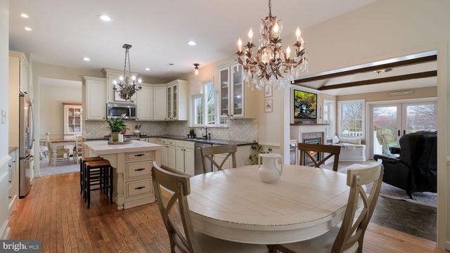 20 ENDSLOW LN, Perkasie, PA 18944