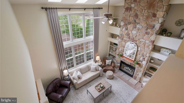 20 ENDSLOW LN, Perkasie, PA 18944