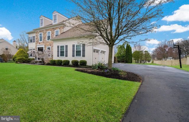 20 ENDSLOW LN, Perkasie, PA 18944