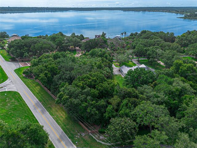 000 LAKESHORE POINTE BOULEVARD, Mount Dora, FL 32757