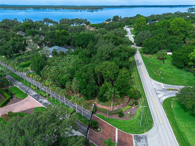 000 LAKESHORE POINTE BOULEVARD, Mount Dora, FL 32757