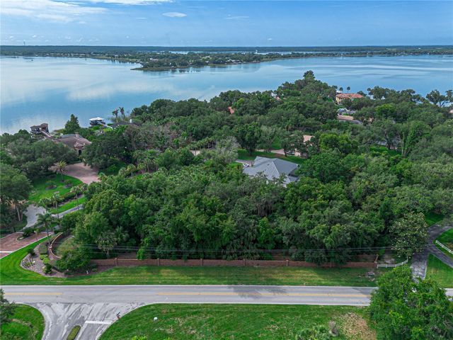 000 LAKESHORE POINTE BOULEVARD, Mount Dora, FL 32757