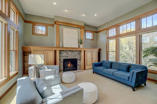 2637 Cottage Grove Place, Woodbury, MN 55129