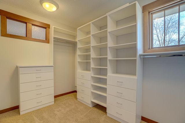 2637 Cottage Grove Place, Woodbury, MN 55129