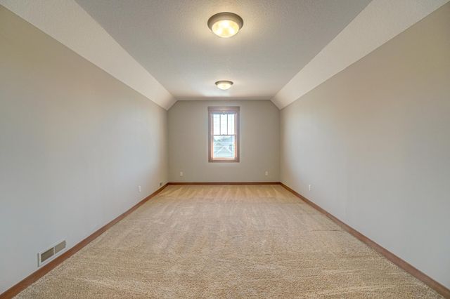 2637 Cottage Grove Place, Woodbury, MN 55129