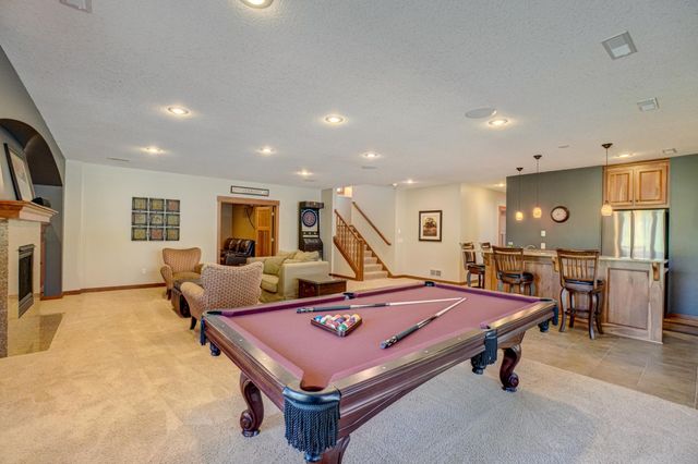 2637 Cottage Grove Place, Woodbury, MN 55129