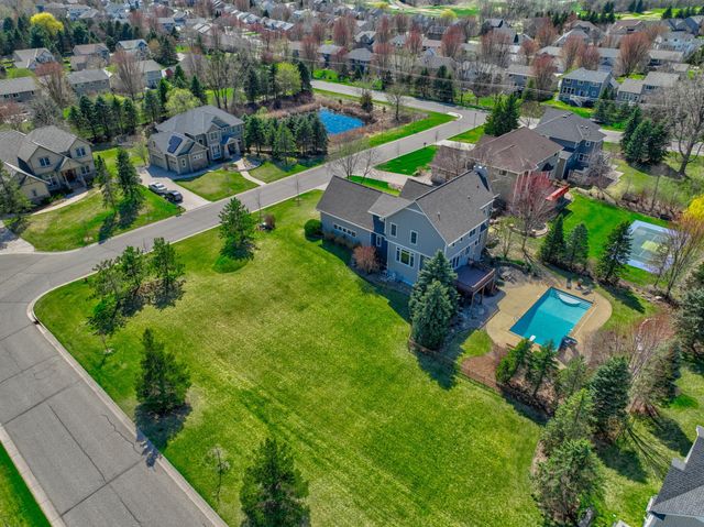 2637 Cottage Grove Place, Woodbury, MN 55129