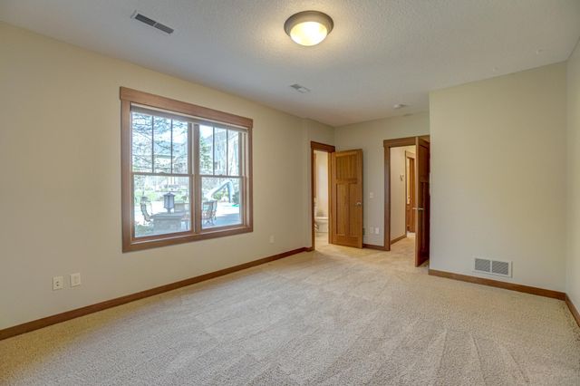 2637 Cottage Grove Place, Woodbury, MN 55129