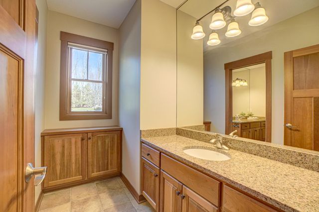 2637 Cottage Grove Place, Woodbury, MN 55129