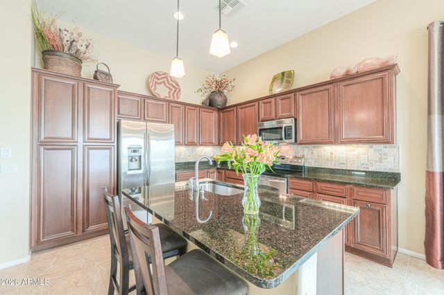 5324 N COMANCHE Drive, Eloy, AZ 85131