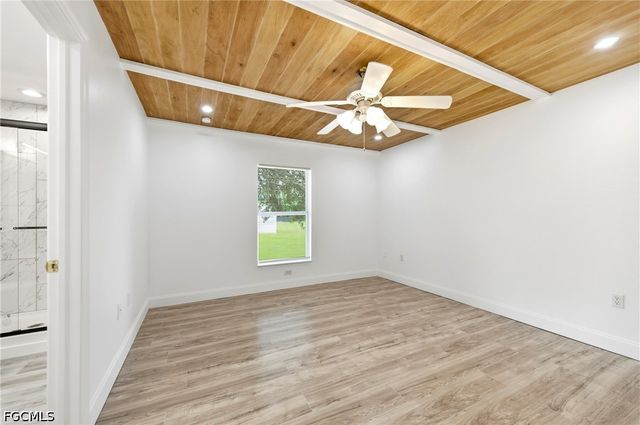 2406 E 23rd ST, Alva, FL 33920
