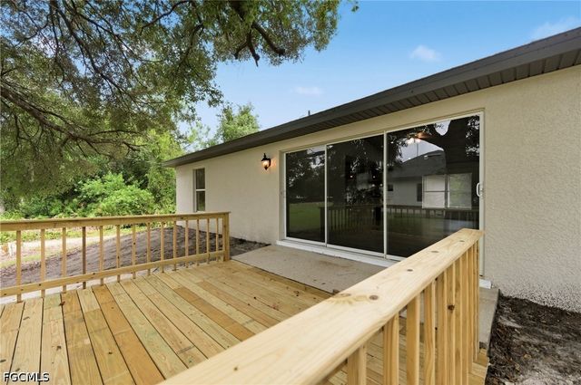 2406 E 23rd ST, Alva, FL 33920