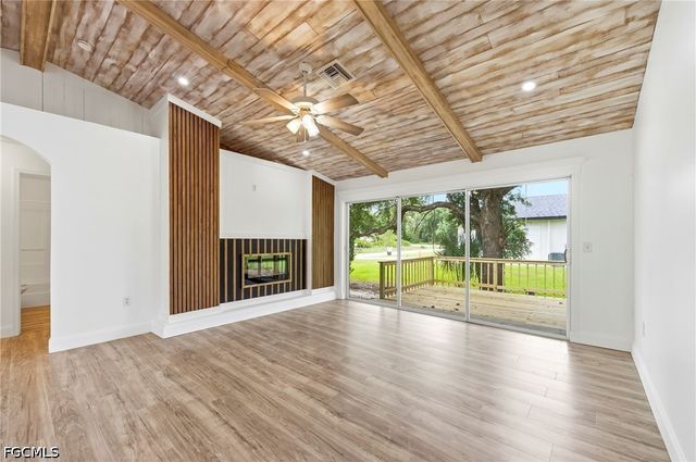 2406 E 23rd ST, Alva, FL 33920