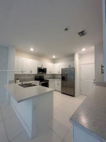 1405 SE 26th Ter, Homestead, FL 33035