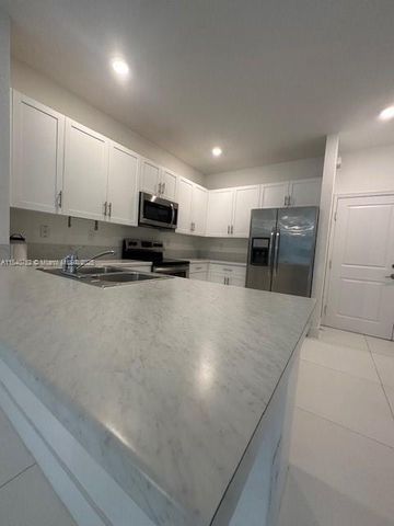1405 SE 26th Ter, Homestead, FL 33035