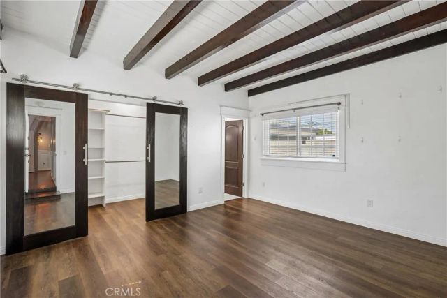8319 S Van Ness Avenue, Inglewood, CA 90305