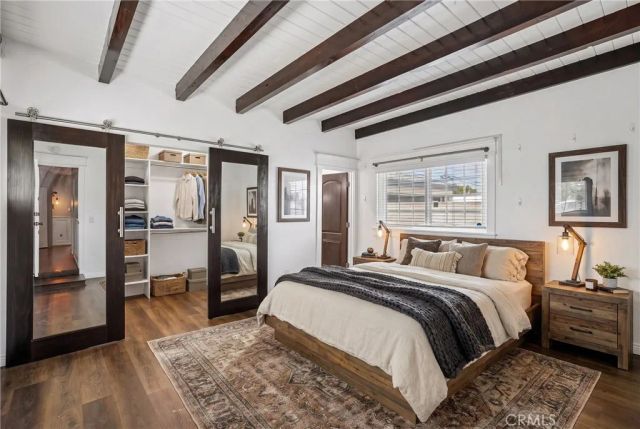 8319 S Van Ness Avenue, Inglewood, CA 90305