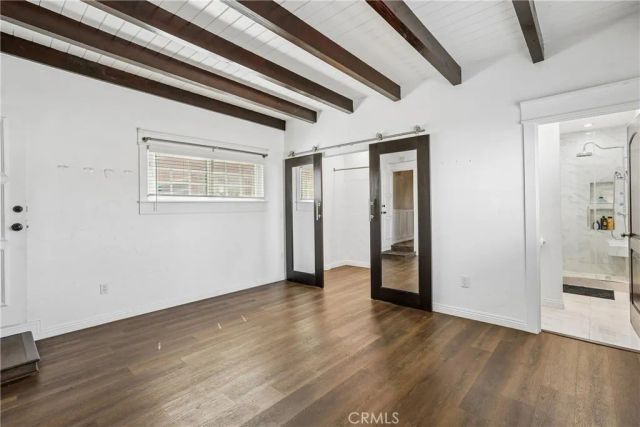 8319 S Van Ness Avenue, Inglewood, CA 90305