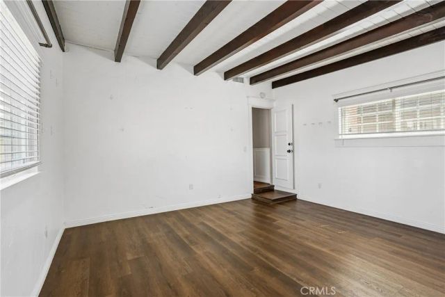 8319 S Van Ness Avenue, Inglewood, CA 90305