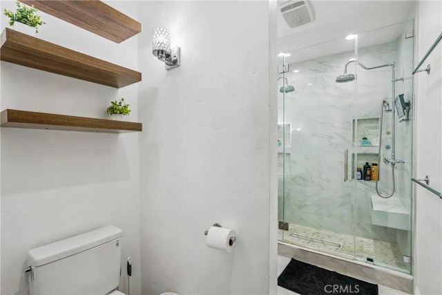 8319 S Van Ness Avenue, Inglewood, CA 90305