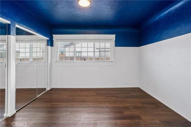 8319 S Van Ness Avenue, Inglewood, CA 90305