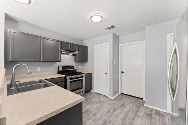 1010 Willow West Drive, Houston, TX 77073