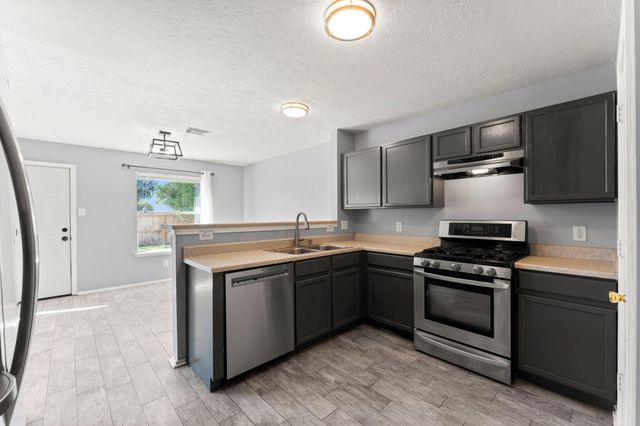 1010 Willow West Drive, Houston, TX 77073