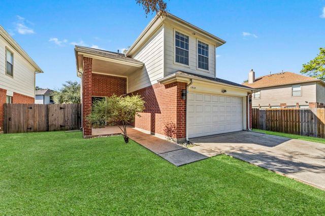 1010 Willow West Drive, Houston, TX 77073