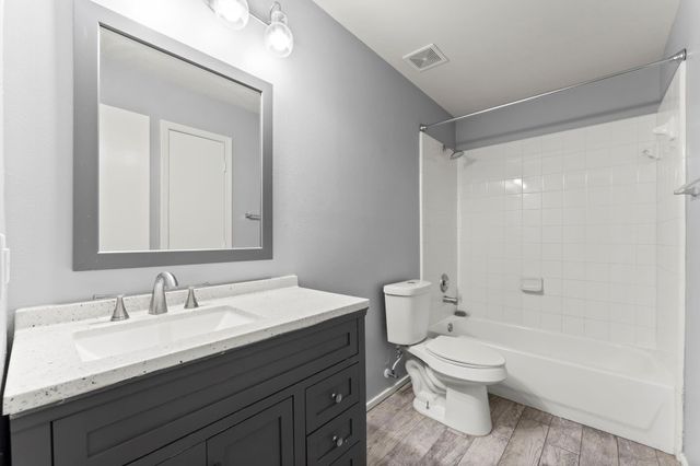 1010 Willow West Drive, Houston, TX 77073