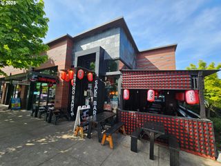 4807 Se WOODSTOCK Blvd, Portland, OR 97206