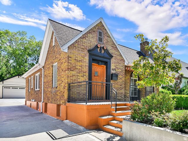 929 S GREENWOOD TERRACE, Salt Lake City, UT 84105