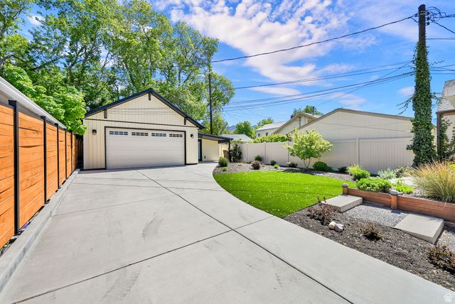 929 S GREENWOOD TERRACE, Salt Lake City, UT 84105