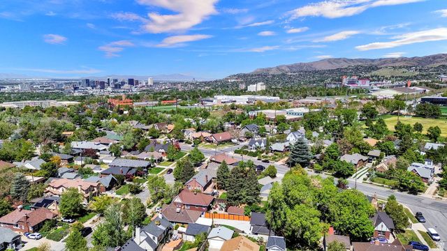 929 S GREENWOOD TERRACE, Salt Lake City, UT 84105