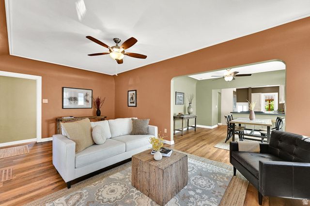929 S GREENWOOD TERRACE, Salt Lake City, UT 84105