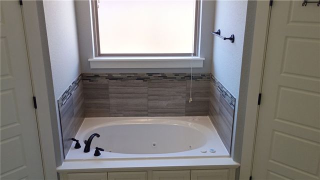 1610 Sweetbriar, Centerton, AR 72719