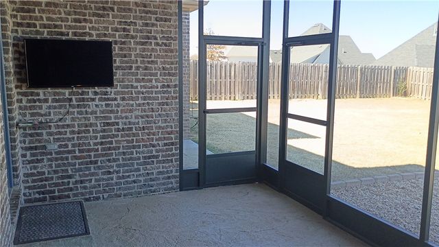 1610 Sweetbriar, Centerton, AR 72719