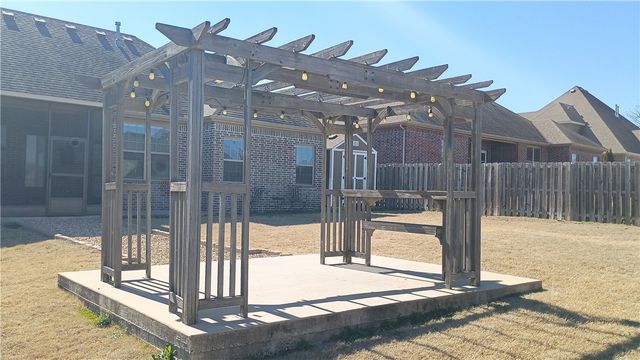 1610 Sweetbriar, Centerton, AR 72719