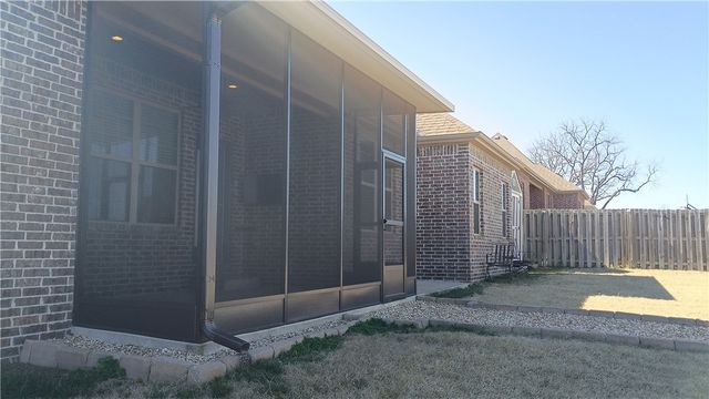 1610 Sweetbriar, Centerton, AR 72719