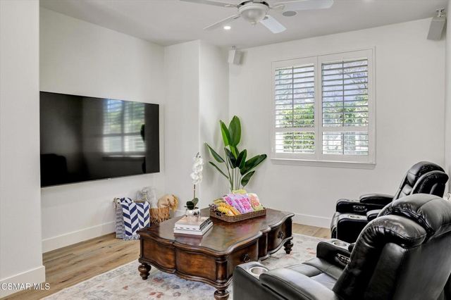 958 Westbluff Place, Simi Valley, CA 93065