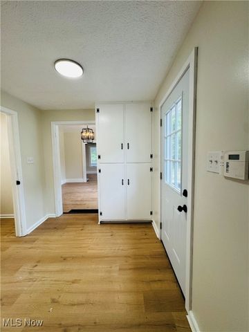 1233 Woodland Avenue, Alliance, OH 44601