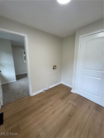 1233 Woodland Avenue, Alliance, OH 44601