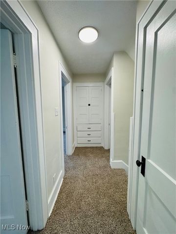 1233 Woodland Avenue, Alliance, OH 44601