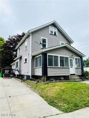 1233 Woodland Avenue, Alliance, OH 44601