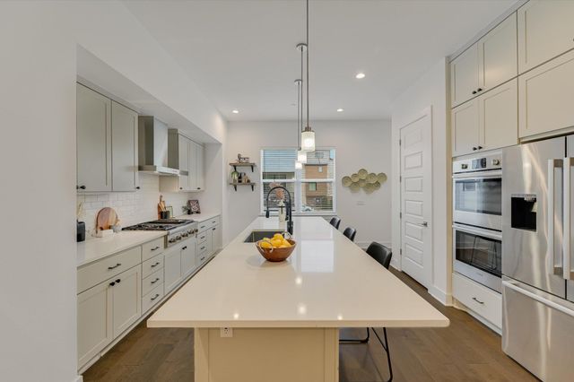 4009 Emory Peak PASS, Austin, TX 78731